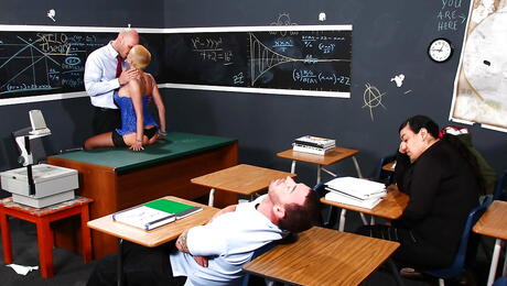 Adorable american milf Joslyn James in xxx hardcore scene 