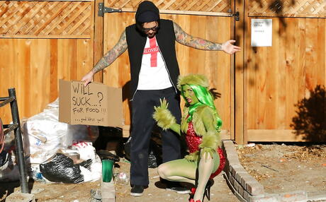 Sexy american milf Joanna Angel in cosplay outfit suck cock and take it in the ass outdoor