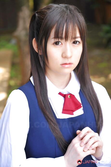 Stunning japanese brunette cutie Ai Uehara in sexy nice skirt outdoor