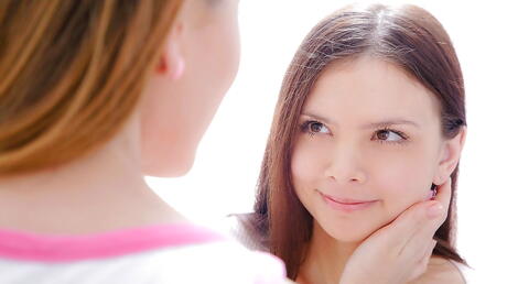 Hot women Eva and Peachy licking tasty pussies during hot lesbian sex 