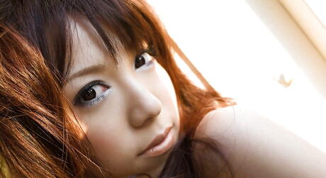 Excellent japanese babe Kanako Tsuchiyai shows her butt outside