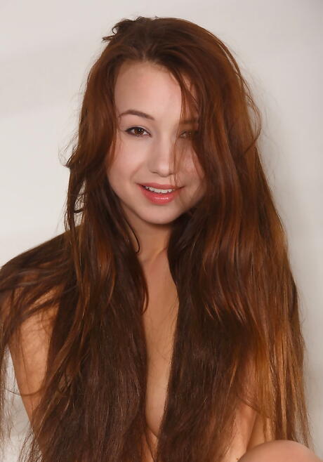 Luscious netherlander youthful Taylor Sands in sexy skirt revealing her ass and spreading her legs 