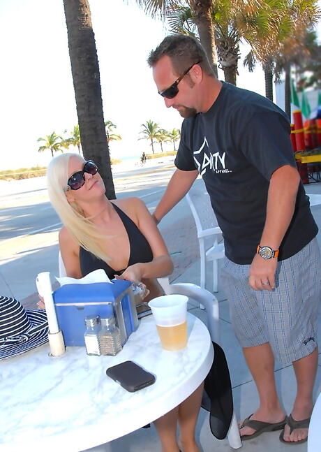 Glamorous milf Felicia Fallon in sexy bikini take in mouth cock on the beach