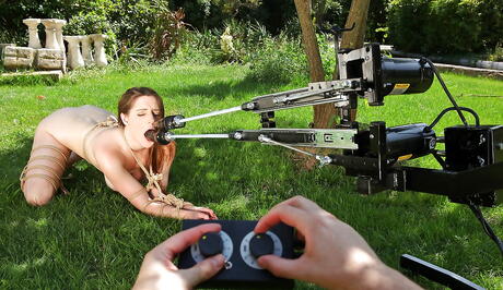 Hot brittish Samantha Bentley in extreme bdsm sex outside