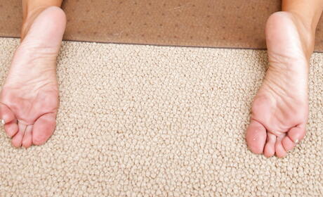 Sexy american blonde mature Kasey Storm in nasty foot fetish action in office