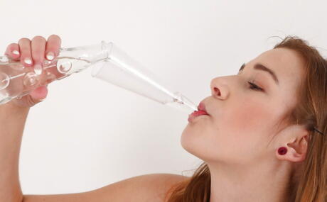 Stunning czech babe Alexis Crystal toys her pussy in the bathroom