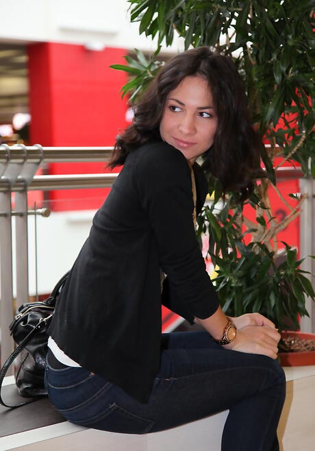 Slim brunette young Fox A exposes big titties and hairy pussy near the pool