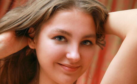 Very attractive youthful Izabel A makes some hot foot fetish 