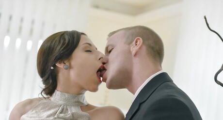 Superb czech Antonia Sainz take in mouth dick and takes a cum shot on her face 