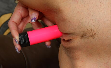 Hot blonde milf Lenny revealing tiny tits and dildoing 