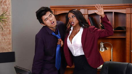 Sexy american dark-haired milf Diamond Jackson work with wet lips on big rod and takes a cum shot 