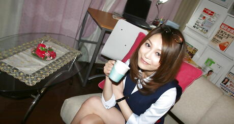 Sexy japanese Kasumi in hot sex action 