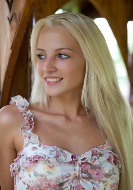 Sylphlike blonde youthful Alysha A reveals small tits and sexy butt outdoor