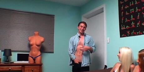 Slender beauties Darcie Belle, Chloe Love and Alexia Gold shows big titties and sexy asses 