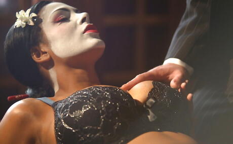 Excellent brunette Lindsey Dawn Mckenzie loves to fuck 