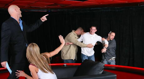 Adorable canadian milf Nikki Benz drilled after good cock suck 