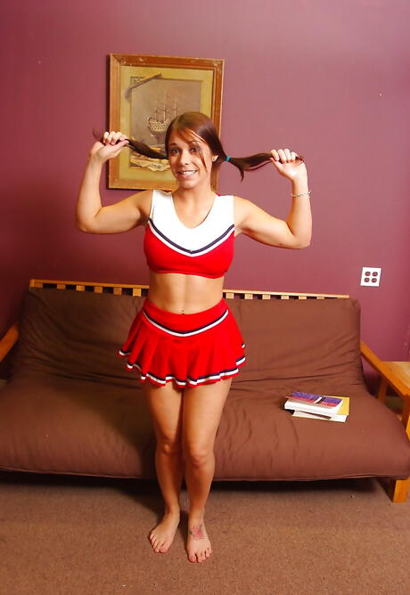 Hot american dark-haired Beverly Hills in fancy skirt reveals her ass 