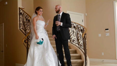 Excellent american wife Jenni Lee fucked in her vagina after hot blowjob 