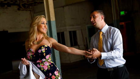 Inviting hotties Abby Lee Brazil and Brandi Love enjoy amazing 3some scene 