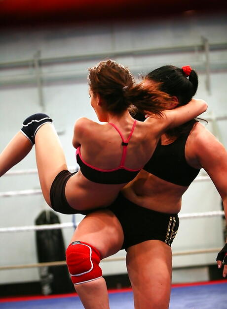 Hot hotties Catherina and Abelia licking juicy pussies in the hot lesbian sex 