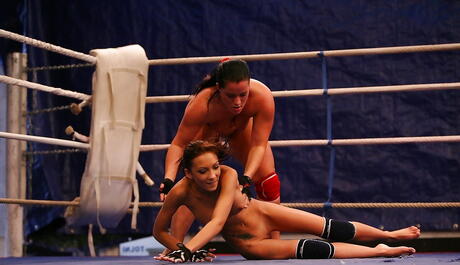 Hot hotties Catherina and Abelia licking juicy pussies in the hot lesbian sex 