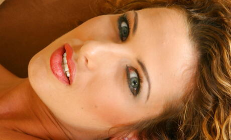 Sultry mature Yvette denudes big knockers and jerks off 