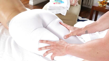 Tempting american dark hair porn star Ryan Smiles take in mouth huge cock and takes a cum blast on her face 