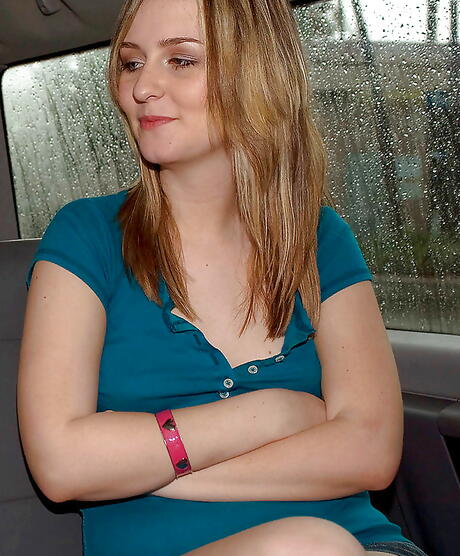 Sexy young Jayden Moore fucked hard after sucking dick 