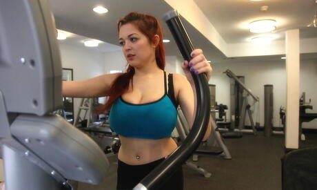 Enchanting american redhead bombshell Tessa Fowler revealing big titties and ass 