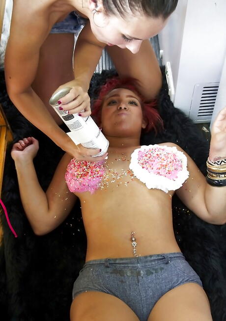 Deluxe women Dylan Daniels and Stacey Levine in shorts having lesbian sex 