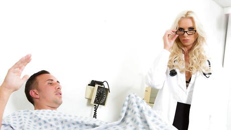 Inviting blonde milf Brooke Brand fucked by big rod after good suck 