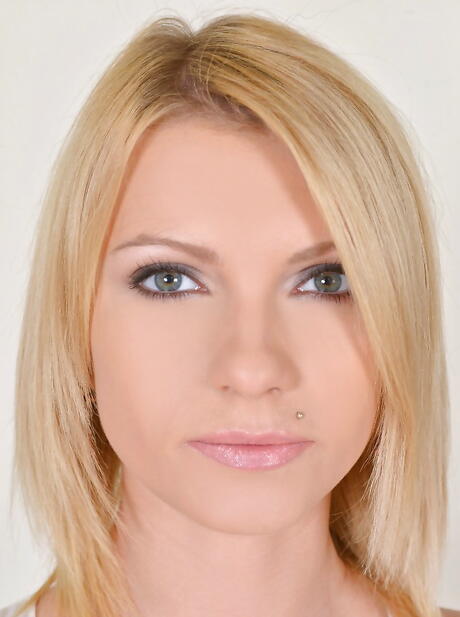 Hot ukrainian blond Karina Grand in lingerie reveals her ass and shaved pussy 