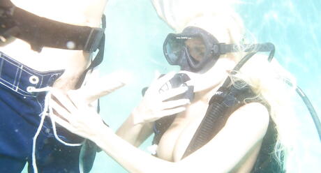 Deluxe blonde Angelina Ashe suck dick and fuck in her pussy near the pool