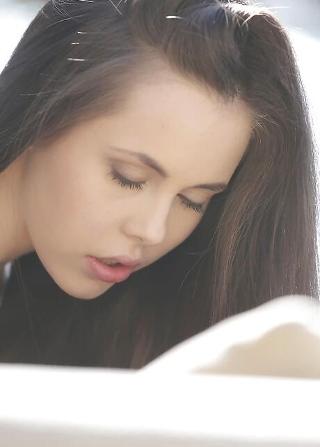 Gracile teen Abril Gerald suck dick and take it in the ass 