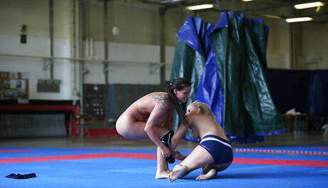 Stunning milf lesbians Brandy Smile and Sheila Grant licking tasty pussies during hot lesbian sex 