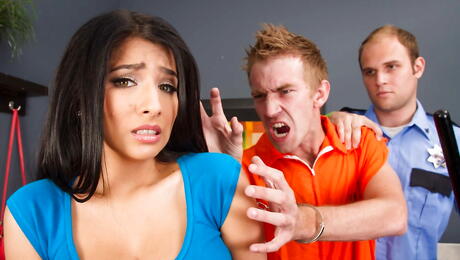 Svelte american brunette teen Megan Salinas fucked by big rod after good blowjob 