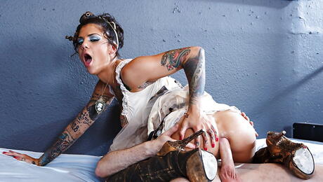 Very attractive american Bonnie Rotten drilled in the ass after good cock sucking 