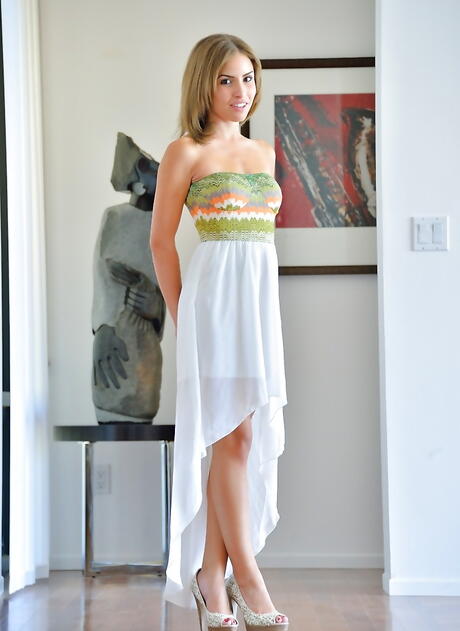 Luscious american blonde youthful Natasha White show some foot fetish 