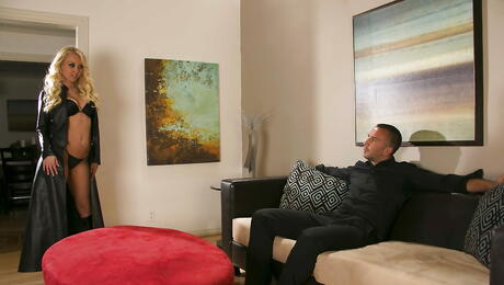 Amazing american blonde wife Aaliyah Love in sexy lingery banged in her hairy pussy after hot cock suck 