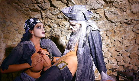 Attractive pornstar Alyson Tyler in cosplay outfit rammed by dick 