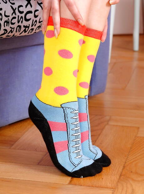 Svelte russian young Alin X in sexy shorts in nasty foot fetish 