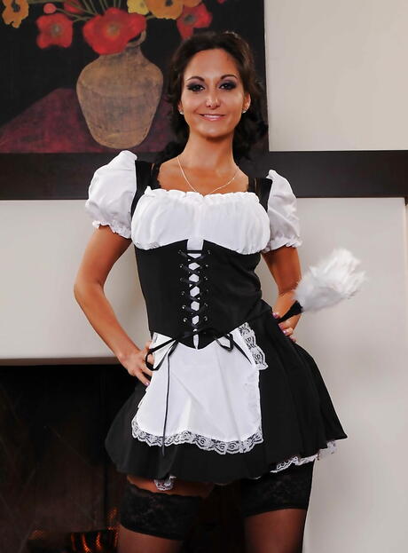 Enchanting french milf Ava Addams exhibits big knockers and spreads her legs 