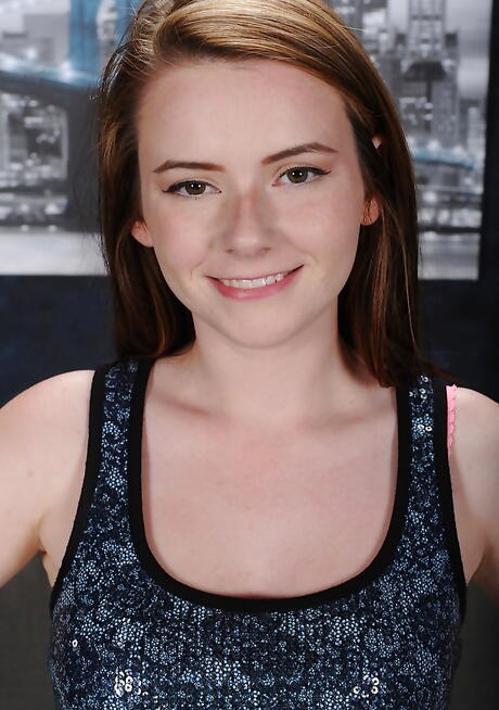 Stunning young Karlie Brookskarlie in sexy lingery uncovers small tits and spreads her legs 