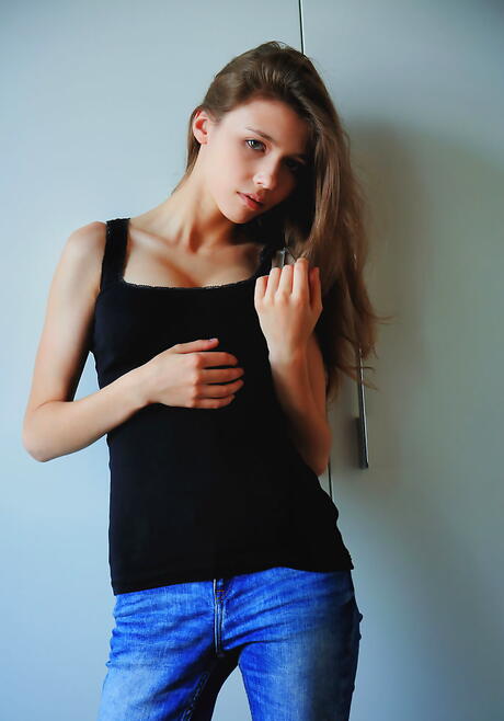 Sexy ukrainian brunette teen Mila Azul shows big boobies and shaved pussy 