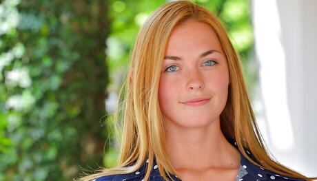 Delightful american blonde cutie Bailey Rayne denudes big titties and masturbates 