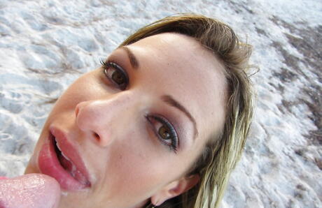 Alluring latina milf Patty in hardcore fuck action at beach