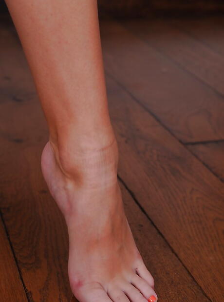 Sexy british blond youthful Chloe Toy in tight jeans in foot fetish show 