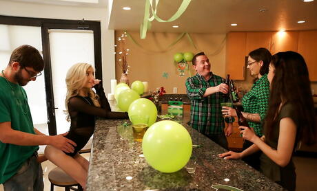 Very attractive women Jericha Jem and Piper Perri in amazing group sex scene on the party