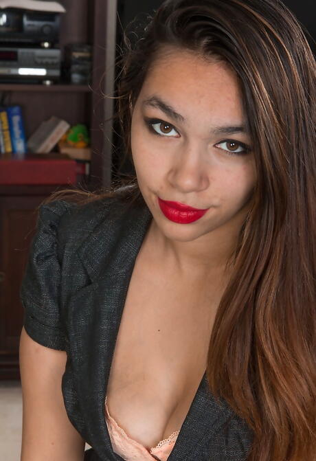 Stunning dark hair babe Victoria Marie in sexy undies denudes big knockers and spreads her legs 