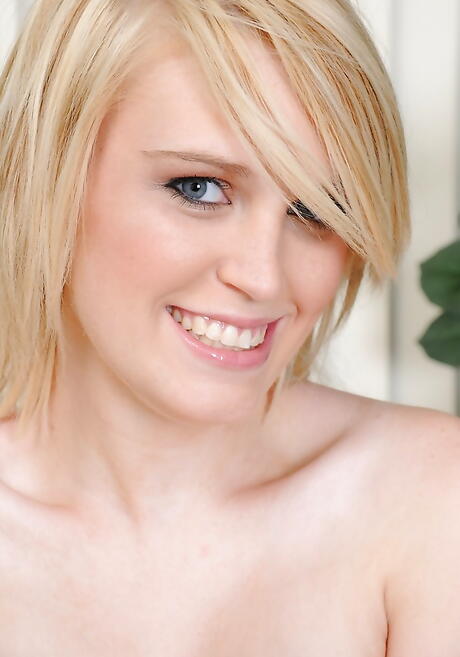 Hot american blonde teen Amanda Bryant in sexy shorts baring small tits and masturbating 